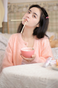 19偷偷鲁青春草原